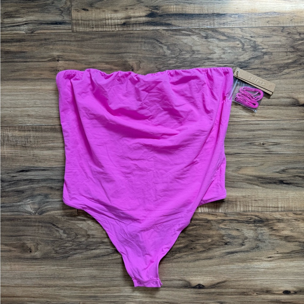 NWT SKIMS Fits Everybody Strapless Bodysuit Size XL